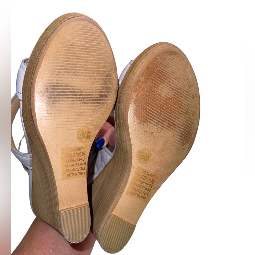 Sole Society - soft grey leather ankle strap wedges - size 6.5 M - comfy - EUC - Picture 4 of 10